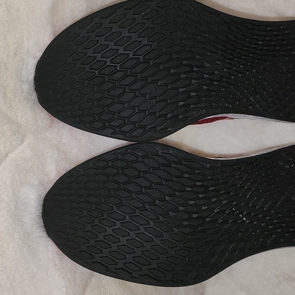 KIDS New Balance Fresh foam Sneakers - Picture 10 of 13